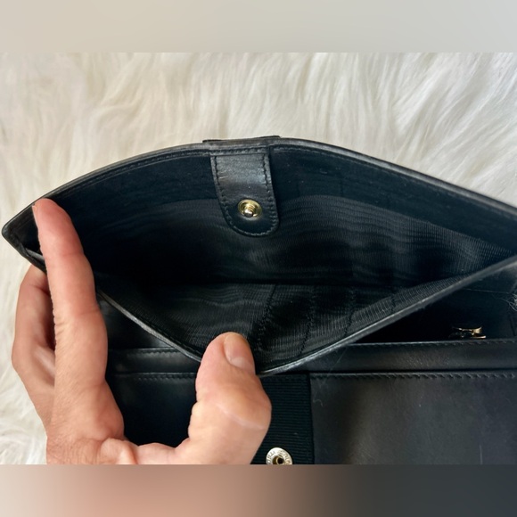 Salvatore Ferragamo Vara Black Leather Wallet - Picture 8 of 16